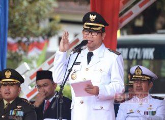 Husein Pimpin Upacara Peringatan HUT Kemerdekaan RI