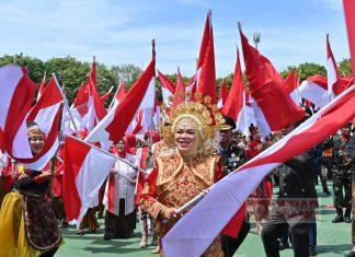 Etik Suryani Turut Semarakkan Peringatan HUT RI Ke-78