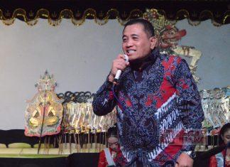 Taufik Ajak Warga Mertasinga Jaga Kelestarian Wayang Kulit