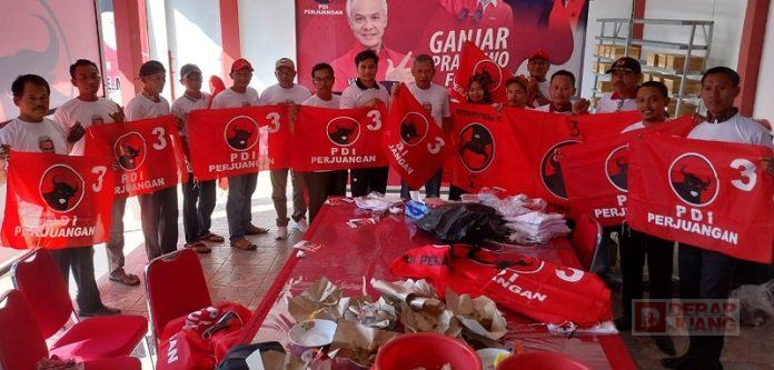 Tegak Lurus Instruksi Partai, Banteng Jepara Door to Door ke Rumah Warga