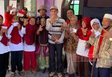 Riyadi Beri Doorprize Acara Jalan Sehat di Putat