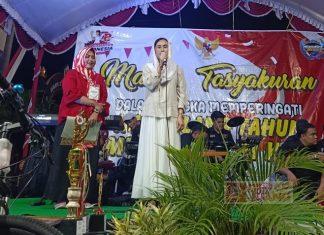 Nunung Apresiasi Gotong Royong Warga Jengglong Dalam Meriahkan HUT RI