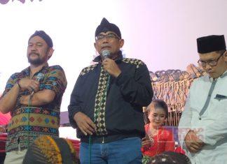 Hadiri Gelaran Wayang, Hengky dan Andang Ajak Jaga Kesenian