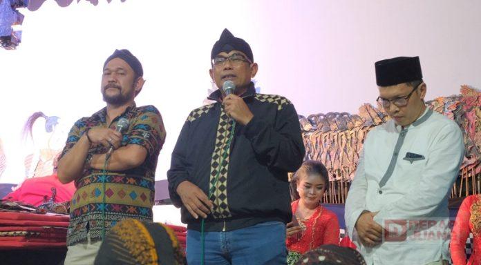 Hadiri Gelaran Wayang, Hengky dan Andang Ajak Jaga Kesenian
