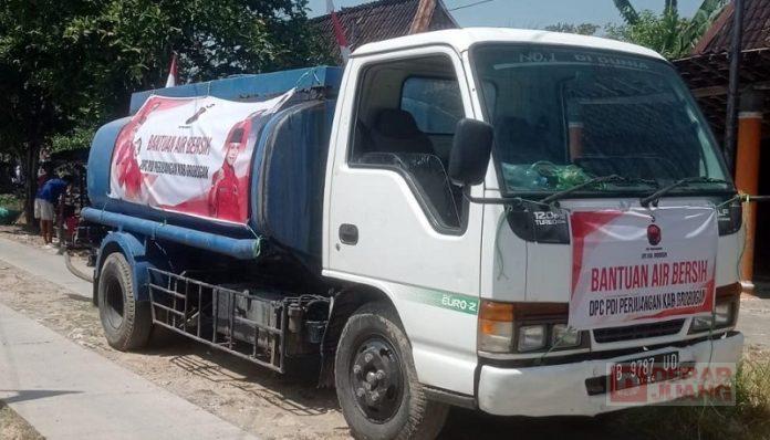 DPC Grobogan Salurkan Air Bersih ke Wilayah Terdampak Kekeringan