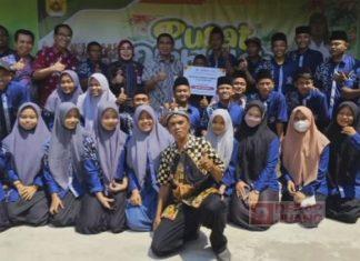 Sri Sumarni Dampingi Gus Yasin Resmikan Rumah UMKM di Grobogan