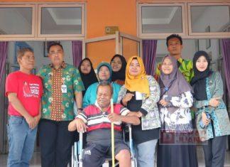 BAGUNA Pemalang Evakuasi Kakek Warsono Agar Tertampung di Panti Wreda