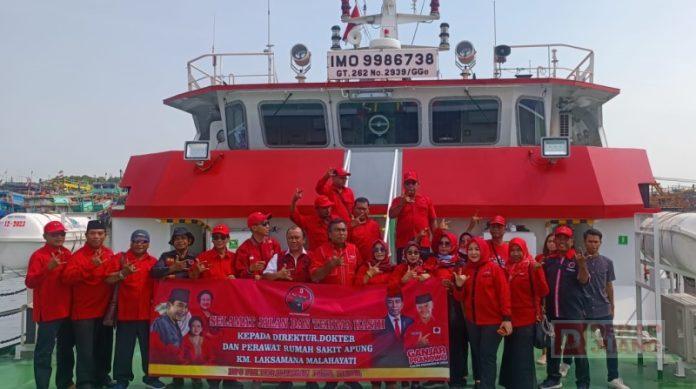 Bersandar Tiga Hari di Pelabuhan Kota Tegal, RS. Apung Laksamana Malahayati Gelar Bakti Sosial