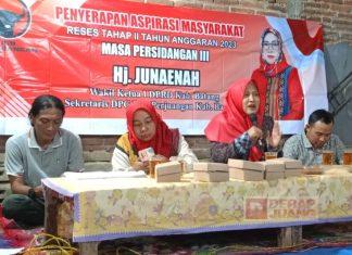 Gelar Reses, Hj. Junaenah Serap Keluhan Para Pelaku UMKM