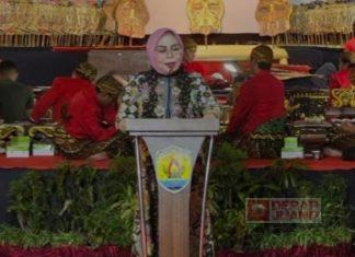 Sri Sumarni Hadiri Pagelaran Wayang, Dalam Puncak HUT RI Oleh Pemkab