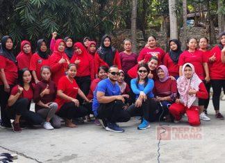 Nugroho Gelar Senam SICITA Bersama Ibu-ibu Desa Jatipohon