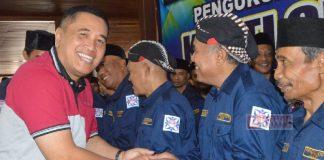 Taufik Jalin Silaturahmi dengan Komunitas Pecinta Sepeda Tua