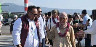 Bu Tiwi Apresiasi Pelayanan Umrah Lewat Bandara JBS