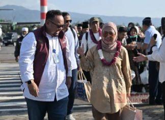 Bu Tiwi Apresiasi Pelayanan Umrah Lewat Bandara JBS