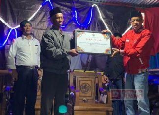 Riyadi Serahkan Penghargaan Lomba Seni Budaya di Jambon