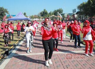 Sri Mulyani Ikuti Senam dan Jalan Sehat Haornas Ke-40