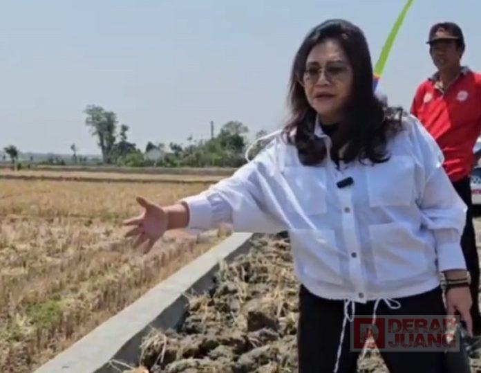 Dukung Pembangunan Daerah, Evita Resmikan CSR Bantuan Talud di Desa Wedoro