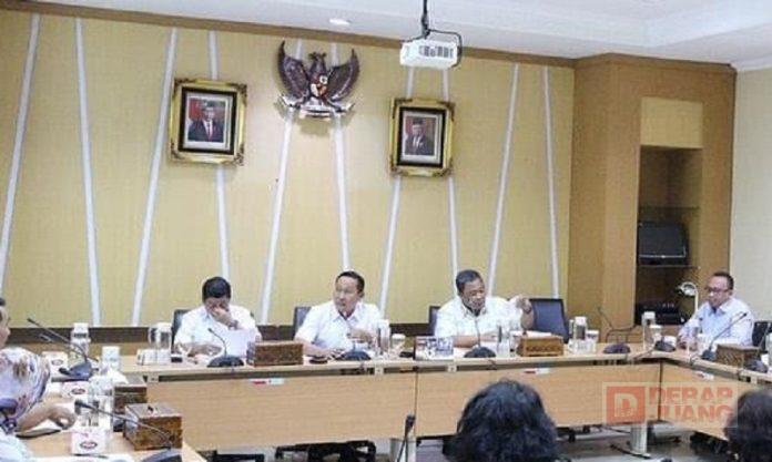 Pimpin Rapat Bamus, Kadar Lusman Bahas Rencana Perubahan KUA dan PPAS