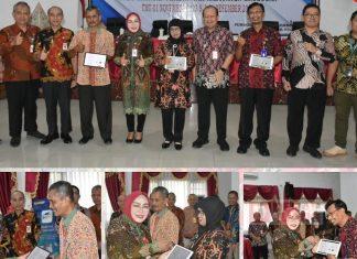 Serahkan SK Pensiun, Sri Sumarni: “Penghargaan Bagi PNS yang Purna Tugas”