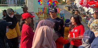 Azalea Meriahkan Event Jalan Sehat Bersama Warga Pare