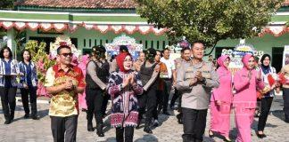 Sri Sumarni dan Kapolres Beri Kejutan ke Dandim Grobogan