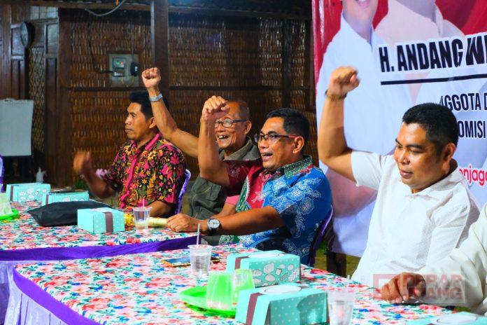 Andang dan Andi Rohmat Ajak Masyarakat Bondo Tingkatkan Partisipasi Politik