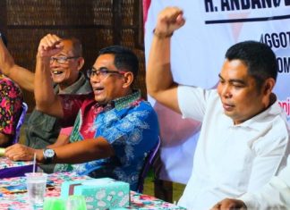 Andang dan Andi Rohmat Ajak Masyarakat Bondo Tingkatkan Partisipasi Politik