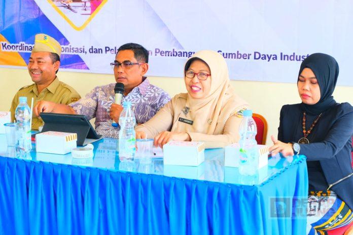 Narasumberi Pelatihan , Andang Ajak IKM Terus Berinovasi Narasumberi Pelatihan , Andang Ajak IKM Terus Berinovasi