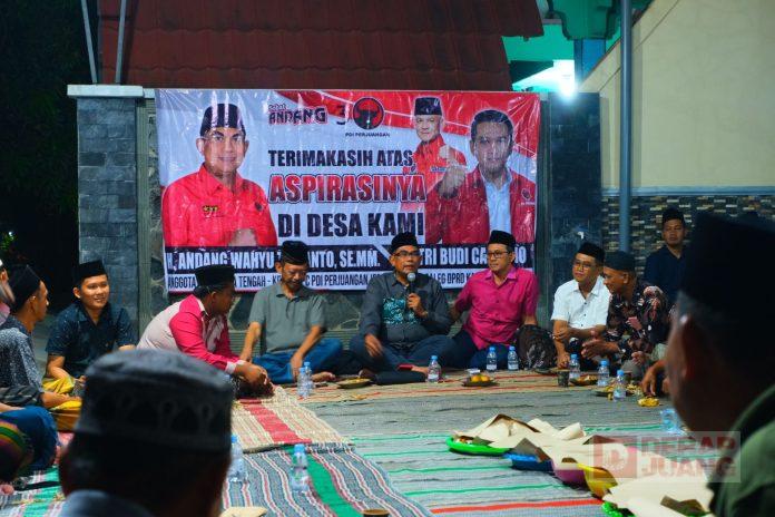 Andang Hadiri Syukuran Pembangunan Jalan Desa Sukodono Andang Hadiri Syukuran Pembangunan Jalan Desa Sukodono