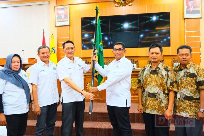 Andang Lanjutkan Kepimpinan Kadin Periode 2023-2028 Andang Lanjutkan Kepimpinan Kadin Periode 2023-2028