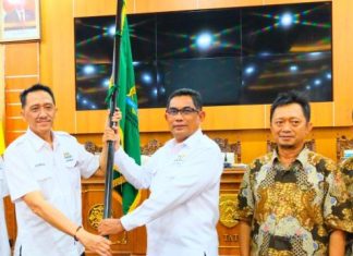 Andang Lanjutkan Kepimpinan Kadin Periode 2023-2028 Andang Lanjutkan Kepimpinan Kadin Periode 2023-2028