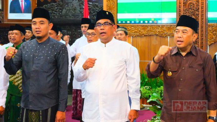 Andang Hadiri Hari Santri Nasional di Pendopo Kabupaten Jepara Andang Hadiri Hari Santri Nasional di Pendopo Kabupaten Jepara