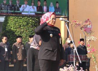 Tri Yuli Pimpin Upacara Bendera Peringatan Hari Sumpah Pemuda ke-95