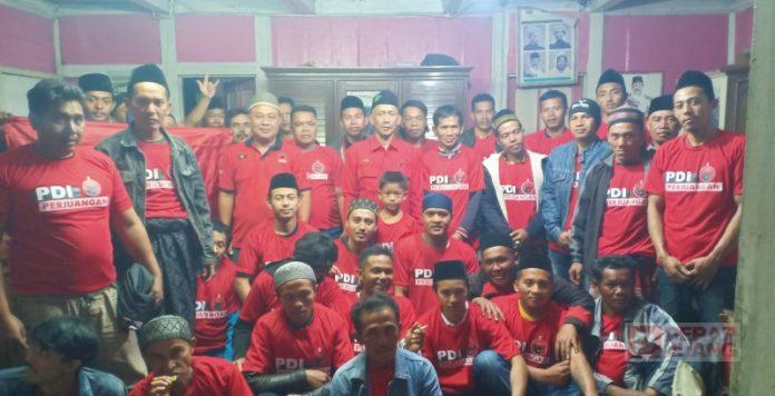 Billy bersama gugus tugas desa wonokromo, mojotengah berkonsolidasi progres data DPT di TPS