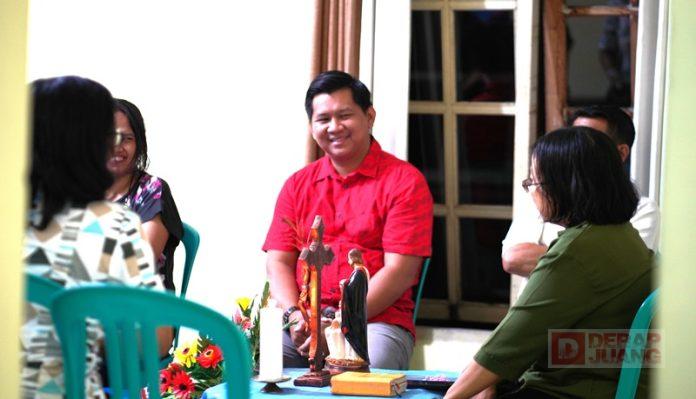 Bonar Novi Priatmoko Giat Doa Rosario Bersama Jemaat Ling St. Kataria