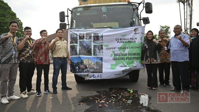 Bupati Tiwi Lepas Ekspor Gula Kelapa 150 Ton ke Amerika Serikat Bupati Tiwi Lepas Ekspor Gula Kelapa 150 Ton ke Amerika Serikat