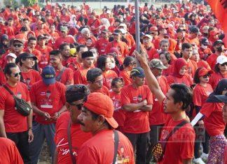 Tunjukkan Loyalitas Pasukan Bintang Dua, Ribuan Peserta Ikuti Jalan Sehat Dapil 3