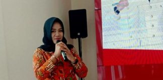 Dhanies Fasilitasi Penyelesaian Perizinan UMKM Dhanies Fasilitasi Penyelesaian Perizinan UMKM