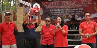 Germas di Bojongsari, Bu Tiwi Serahkan Ambulans Siaga