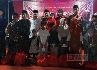 H. Ahmad Ridwan Berikan Santunan Anak Yatim Piatu pada Malam Peringatan Hari Santri Nasional