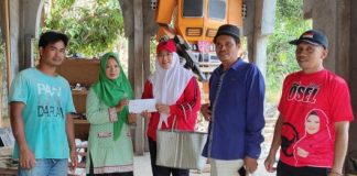 Nur Osel Bantu Rehab Musholla Agar Masyarakat Nyaman Beribadah