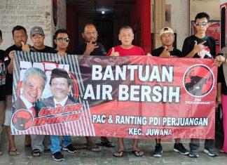 Gotong Royong, PAC-ranting PDI Perjuangan Juwana Salurkan Air Bersih