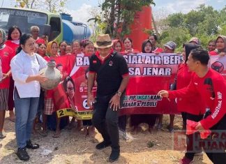 Atasi Kekeringan, Agustina Wilujeng Beri Bantuan Air Bersih Agustina Wilujeng Pramestuti