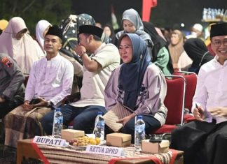 Kutasari Bersholawat, Bupati Tiwi: Santri Garda Terdepan Menjaga Ideologi Bangsa 