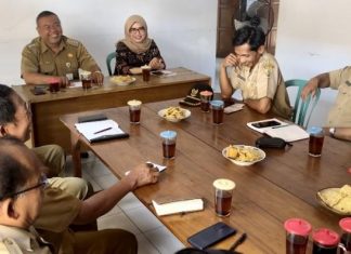 Mbak Binta Konsolidasi Bersama Camat dan Kepala Desa Nguntoronadi