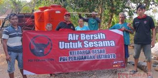 Rusdiana: PDI Perjuangan Jatiroto Salurkan Air Bersih Rusdiana