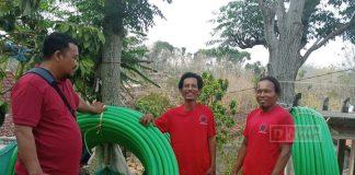 Ekspedisi Mata Air Desa Dokoro, Tony Hidayanto Bantu 1000 Meter Selang Air Ekspedisi Mata Air Desa Dokoro, Tony Hidayanto Bantu 1000 Meter Selang Air