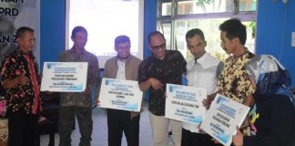 Fraksi PDI Perjuangan Salatiga Serahkan Bantuan Pokir ke Kelompok Tani