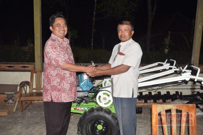 Berikan Bantuan Traktor, Pujiyono: Semoga Bermanfaat Bagi Petani
