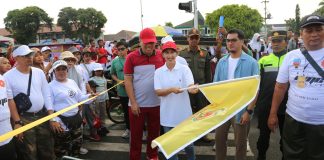 Taufik Jalan Sehat CFD Cilacap Bareng Ricky Harun